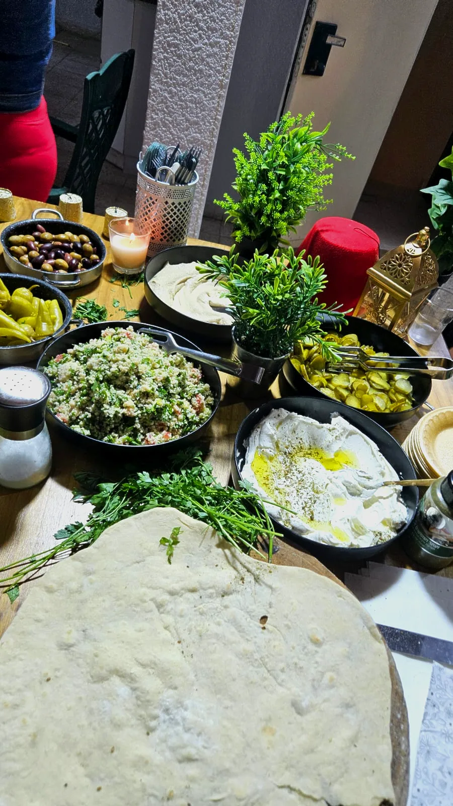 עמדת הטאבון הדרוזי האותנטי עם פיתות על סאג' חם באירוע חוץ